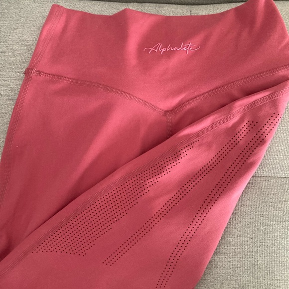 Alphalete surface path laser leggings in Small - Picture 2 of 2